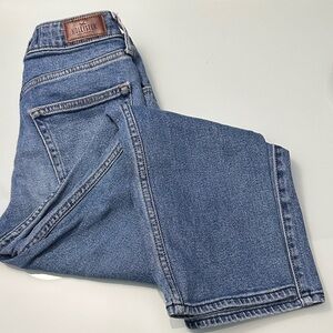Hollister Ultra High Rise Vintage Straight Jeans